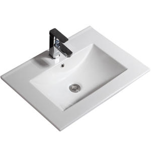 خزانة حمام مخصصة مع حوض غسيل وسطح رخامي صلب - Product Image 5