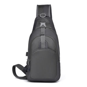 Bolso cruzado Athleisure-Deportivo y versátil - Product Image 1