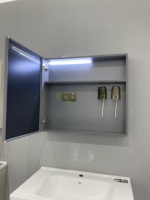 WJL Nouveau design moderne, miroir éclairé, lavabo mural en céramique en acier inoxydable, meuble-lavabo gris pour salle de bain
