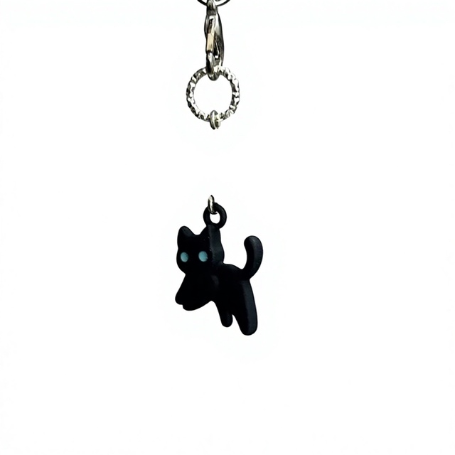 [Black Cat Doesnt Eat Fish] Cute Alloy Instagram-style Phone Charm with Key-CCD Camera-Shaped Pendant