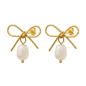 Fashion Fine Stainless Steel Freshwater Pearl Earring 18k Gold Plated <b>Bow</b> Stud Earring - Product Image 1
