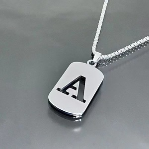 Collar de Acero Inoxidable con 26 Letras, Estilo Instagram, Cadena para Suéter, Cadena de Caja, Minimalista, para Hombres, Mujeres y Parejas, Cadena para Clavícula, No se Desvanece - Product Image 1