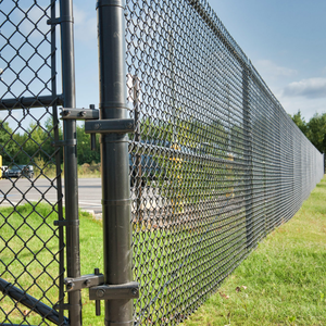 Sport Court Use PVC Coated Galvanized Chain Link Fence 50x50mm Mesh 10ft Height Customized Direct Factory Yard Green Color - Product Image 6