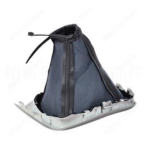 เชฟโรเลต อาวีโอ โซนิค 2012 2018 ฝาครอบหัวเกียร์หนังสีดำ ปลอกป้องกันเกียร์ธรรมดา - Product Image 2