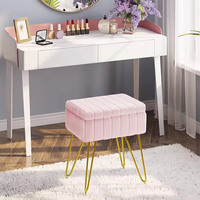 Tabouret de maquillage rectangulaire doux en fausse fourrure avec rangement, 4 pieds métalliques antidérapants, siège rembourré à bas profil pour maquillage