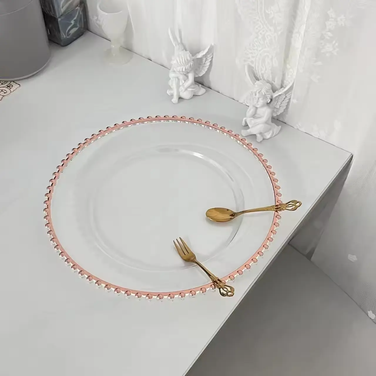 Hot sell Wholesale 13 Inch Dinner Under Plate Clear Plastic Silver Table Elegant Beaded Rose Gold Rim Charger Plates for Wedding