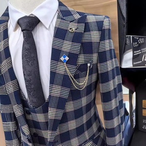 2025 hommes <span class=keywords><strong>3</strong></span> pièces formel Plaid costumes respirant et imperméable mariage pantalon <span class=keywords><strong>costume</strong></span> pour grande taille hommes africains - Product Image 4