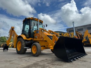 Cargadora de ruedas y retroexcavadora JCB usada, modelos 1CX, 2CX, 3CX, 4CX, 3CX, 4CX, 2CX, 580M, 580L, 420E, 420F en Shanghái - Product Image 2