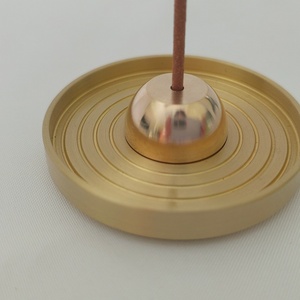 Quemador de Incienso Minimalista de Aluminio para Aromas de Bergamota y Jazmín, Decoración para el Hogar - Product Image 2
