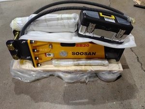 Martillo Hidráulico Tipo Caja Soosan SB10 para Excavadora de 1-2.5 Toneladas, Martillo de Demolición de Concreto Silencioso con Cincel de Punta de Martillo - Product Image 6