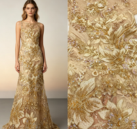Tissu en dentelle brodée de fleurs 3D dorées de luxe avec perles et sequins pour robe de mariée et robe de soirée – En stock, livraison rapide
