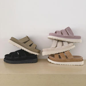 <span class=keywords><strong>Sandales</strong></span> en cuir Uggs 2026 pour hommes et femmes, chaussures décontractées de couple pour l'été, plage, bout ouvert, semelles épaisses pour usage quotidien - Product Image 1