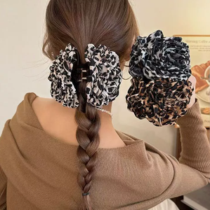Pinza para el pelo con estampado floral <span class=keywords><strong>de</strong></span> leopardo, con cierre, para diadema grande con forma <span class=keywords><strong>de</strong></span> tiburón para la parte posterior <span class=keywords><strong>de</strong></span> la cabeza, para otoño/invierno, para mujer - Product Image 2