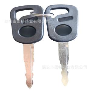 Tapa de Tanque de Combustible Hanyang con Llave, de Plástico Negro y Metal, para Accesorios de Camiones - Product Image 3