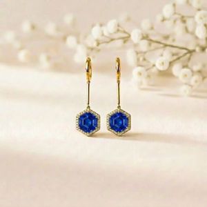 Pendientes de Zafiro Azul con Forma Hexagonal Geométrica y Detalle de Circonita Cúbica, Pendientes Colgantes de Piedras Preciosas Naturales en Plata de Ley 925, Elegantes - Product Image 1