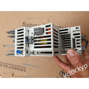 อินเวอร์เตอร์ Lenze E84AVSCE7512SX0 รุ่นใหม่หนึ่งตัว - Product Image 1