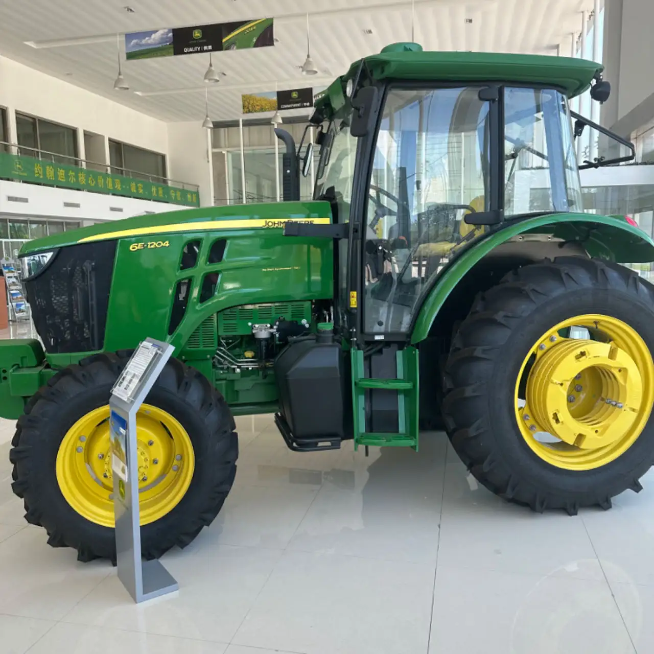 Alta qualidade novo John 6E1204 Deere 120HP trator agrícola grande