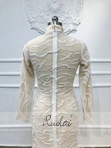 Ruolai OEV-L4311 Elegante High Neck Lange Ärmel Pailletten Abendkleider Meerjungfrau Ballkleider Frauen Party - Product Image 4