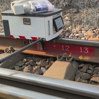 Robot de marquage et de peinture ferroviaire en métal durable, à usage intensif, haute vitesse, réglable et à nettoyage automatique