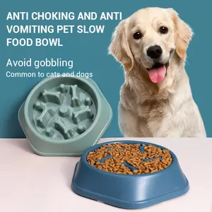 Produttore all'ingrosso Design personalizzato Eco Friendly cucciolo di plastica cani che mangiano cibo ciotole alimentazione ciotola per cani alimentatore lento per cane
