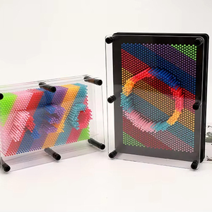 Puzzle en plastique d'empreinte de main d'arc-en-ciel Jouet polyvalent de dessin d'aiguille Puzzle modèle d'empreinte de main pour des enfants - Product Image 3