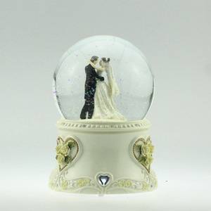 Personalized Snow Globe Couple Cute