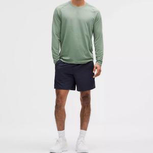 Pantalones Cortos Deportivos para Correr con Bolsillo Utilitario, Bolsillos Laterales Traseros y Forro de Malla, Pantalones Deportivos Casuales Reciclados - Product Image 1