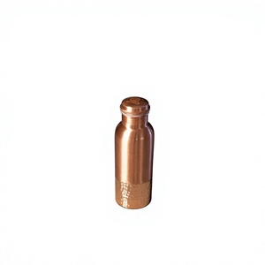 Bouteille d'eau en acier inoxydable à double paroi en cuivre uni BS International NA212, 750 ml, écologique, compatible lave-vaisselle, pour usage extérieur, avec couvercle - Product Image 4