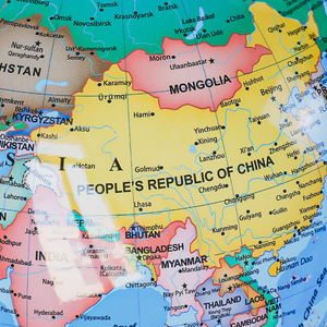 Globe rotatif universel de 32 cm, revêtement PVC, étanche, carte du monde éducative, support métallique pour l'apprentissage en classe - Product Image 4