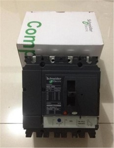 Interruttore Automatico PLC Schneider/<span class=keywords><strong>Merlin</strong></span> LV430770 Nuovo con Garanzia - Product Image 2