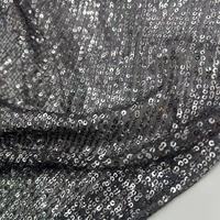 À la mode et créativité 100 polyester sequin broderie maille tissus pour costume de vêtements