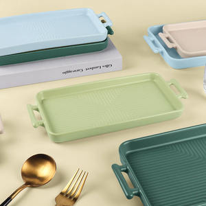 Ustensiles de cuisson pour <span class=keywords><strong>tarte</strong></span> à pizza <span class=keywords><strong>en</strong></span> céramique 4 couleurs personnalisés Plats de cuisson rectangulaires <span class=keywords><strong>en</strong></span> <span class=keywords><strong>porcelaine</strong></span> de style nordique avec poignées - Product Image 4