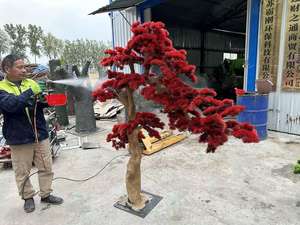 أشجار صناعية كبيرة، شجرة صنوبر حمراء للحدائق والديكور الخارجي، نباتات اصطناعية داخلية خضراء كبيرة - Product Image 3