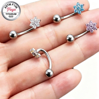 Feiner 16G ASTM F136 Titan CZ Zirkon Blumen-Bauchnabelpiercing G23 Gebogener Stab Rewind Nabelpiercing Körperschmuck