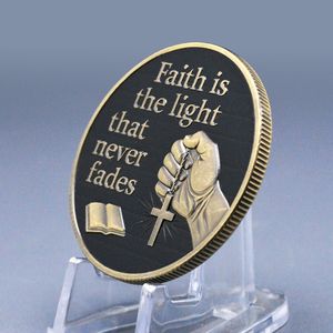 Moneda Conmemorativa Religiosa de Hierro Plateado con Diseño Personalizado y su Logotipo - Product Image 2