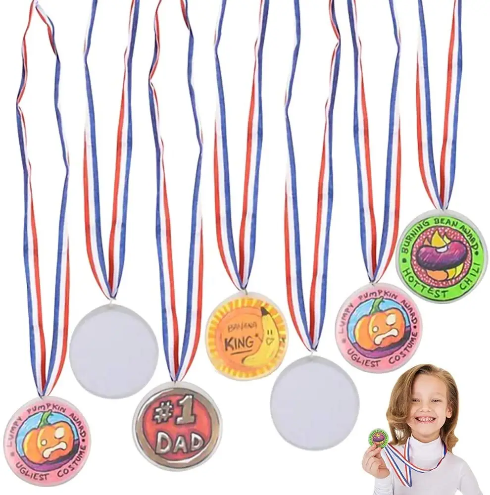 Бесплатный образец творчества Сделайте свой собственный набор медалей, набор из 24, награды «сделай сам» для детей патриотическими лентами