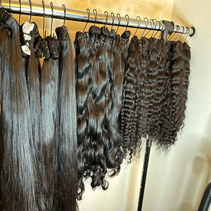 Lots de Cheveux Naturels Bruts en Gros, Cheveux Humains Chinois et Brésiliens Vierge Non Traités Remy 100% de 10 à 36 Pouces, Direct Usine - Product Image 1