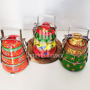 กล่องข้าวสแตนเลสสามชั้นแบบหรูหรา พร้อมระบบทำความร้อน ลายเพ้นท์มือ - Product Image 4