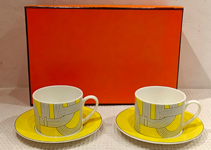 Ensemble de tasses à café et soucoupes en porcelaine fine de luxe avec motif de chaîne géométrique, 2 pièces, pour la maison et le bureau - Product Image 5