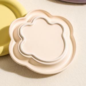 Fábrica personalizada al por mayor Popular lindo plato de cerámica para mascotas cachorro tazón gato perro comida tazón de alimentación gatito gato comida tazón de cerámica plato - Product Image 2