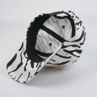 Casquette de golf personnalisable à 5 panneaux à rayures zébrées, broderie vintage feuille de laurier dorée, chapeau de baseball décontracté pour l'extérieur 100%