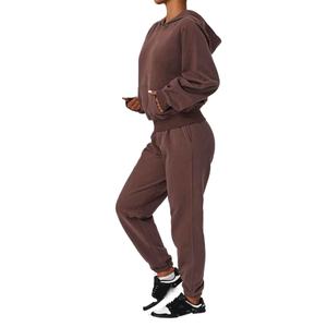 Ensemble de sweat-shirt pour femmes avec pantalon de jogging - Sweat-shirt et pantalon de survêtement de poids moyen, ensemble personnalisé, coupe ample pour femmes - Product Image 3