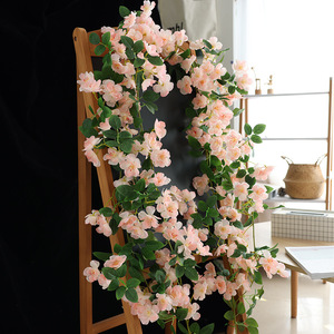 Guirlande murale de fleurs artificielles de cerisier en soie et plastique pour décoration intérieure et plafond de mariage - Product Image 1