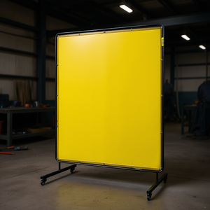 Écran de soudage portable en vinyle jaune 6' x 6' avec 4 roues pour soudage et brasage - Product Image 2