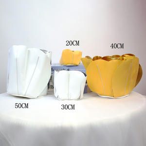 Venta al por mayor <span class=keywords><strong>de</strong></span> rosas brillantes artificiales <span class=keywords><strong>de</strong></span> fondo plano 3D utilizadas como decoración <span class=keywords><strong>de</strong></span> paredes, accesorios <span class=keywords><strong>de</strong></span> boda y <span class=keywords><strong>arreglos</strong></span> para eventos escénicos - Product Image 3