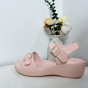 Sandali piatti da donna in pelle PU <span class=keywords><strong>con</strong></span> logo personalizzato, fibbia a cinturino <span class=keywords><strong>largo</strong></span> e plantare confortevole, all'ingrosso - Product Image 5