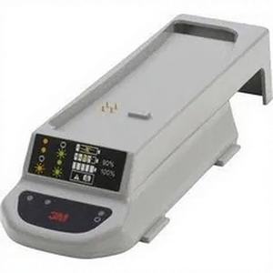 Support de charge et de maintien 3M Versaflo TR-340 avec emplacement pour batterie, sans alimentation électrique - Product Image 1