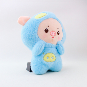 Peluche cochon avec caractéristiques brodées, super douce, en coton biologique, sans pièces rigides, sans danger pour les nourrissons, hauteur 20 cm, jouet en peluche - Product Image 4