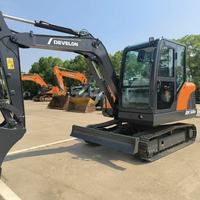 Mini-excavatrice sur chenilles d'occasion Doosan DH60D de 6 tonnes, d'origine coréenne, petite pelle hydraulique d'occasion à faible nombre d'heures de fonctionnement pour usage agricole et municipal