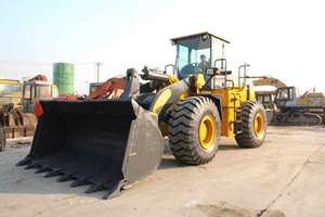 Cargadora de Ruedas Usada ZL50G Modelo 2022 Fabricada en China, Carga Nominal de 5000 kg para Motor, Rodamientos, Caja de Cambios y Bomba - Product Image 2